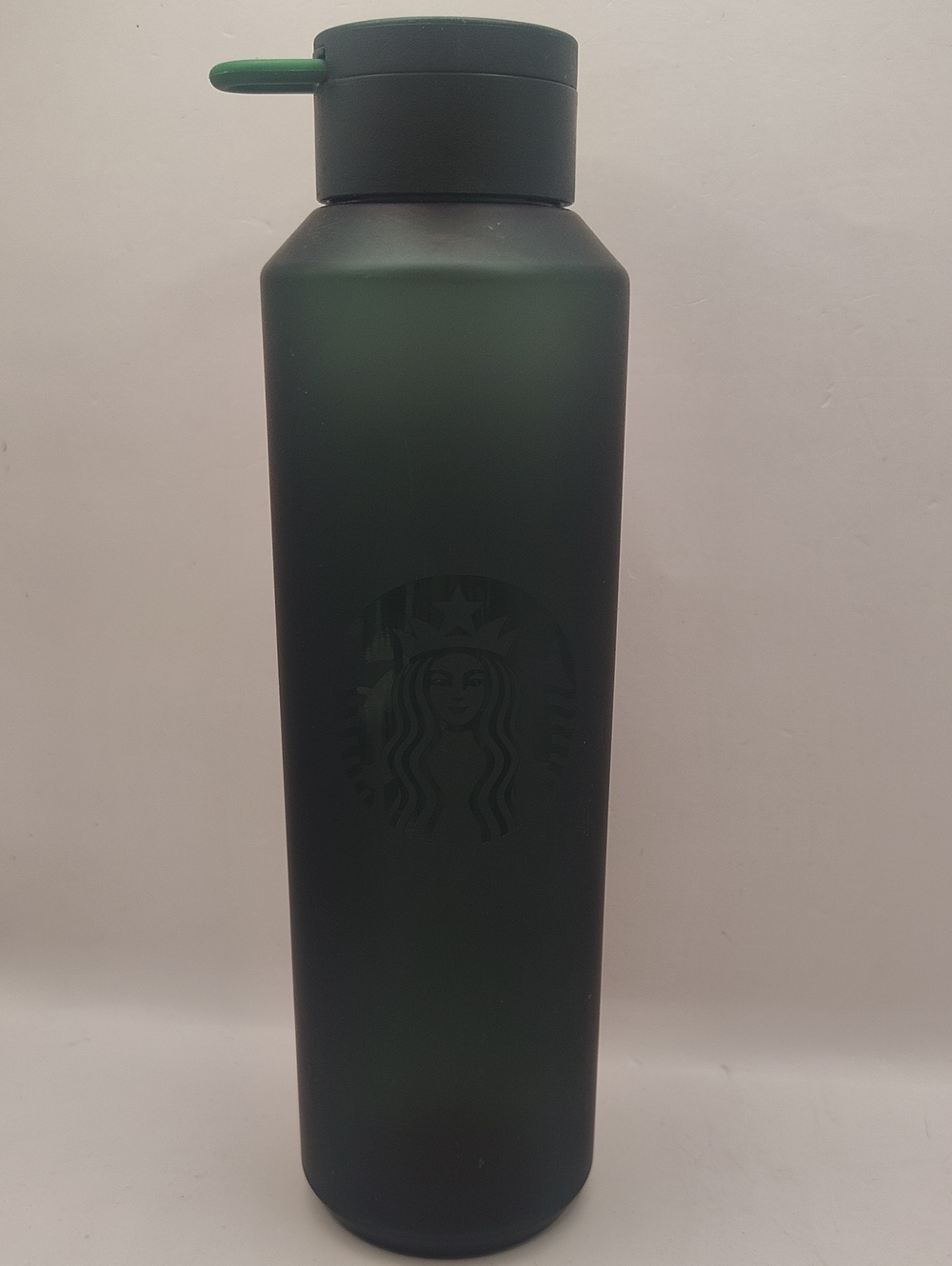 Spring 2022 Starbucks Emerald Green Siren soft-texture Water Bottle (24 oz).
